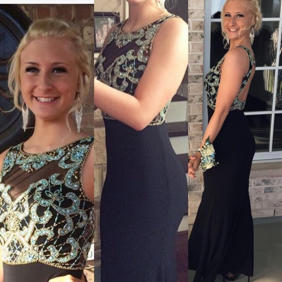 Prom dresses - Picture 6 of 6